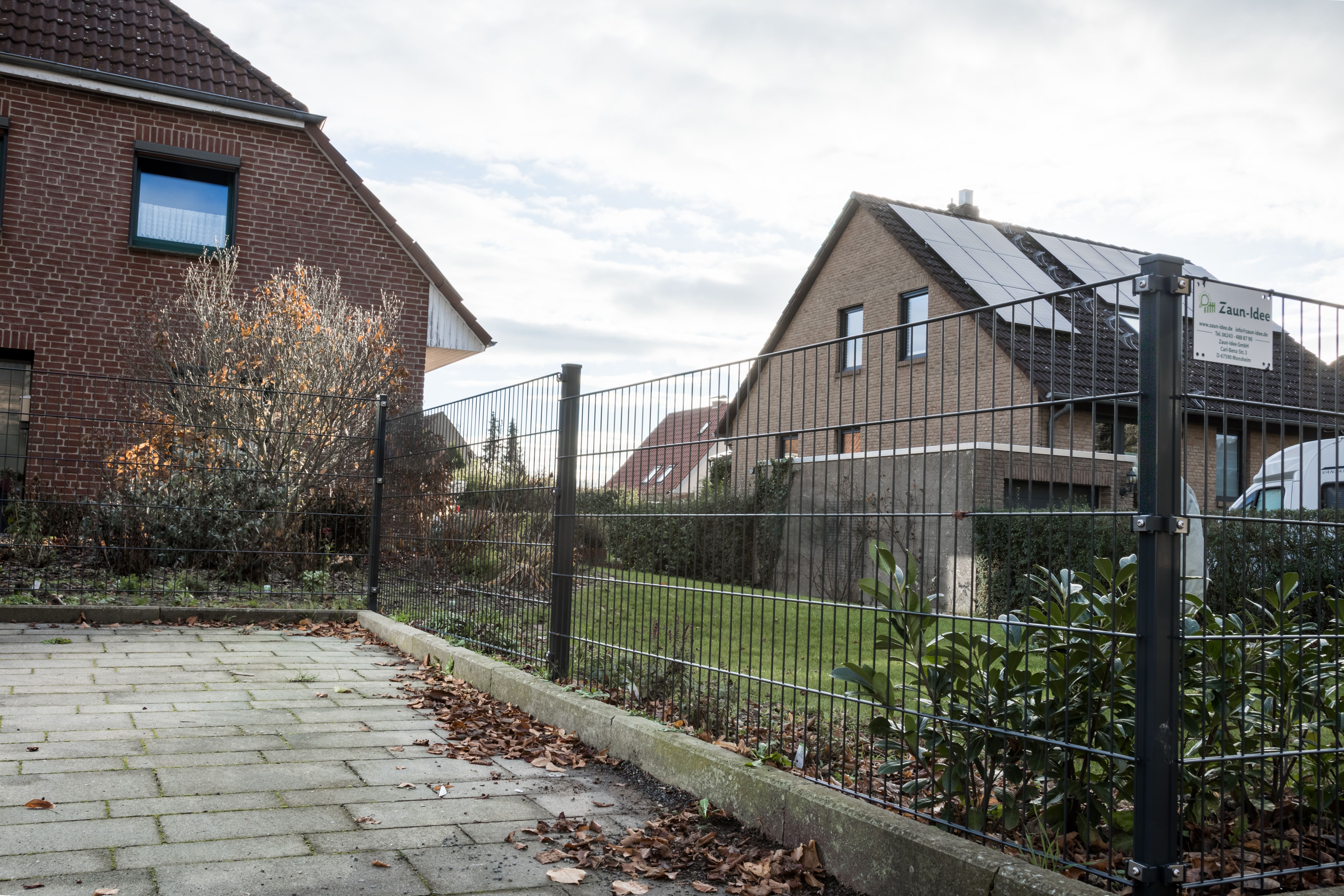 Doppelstabmattenzaun als Vorgartenzaun