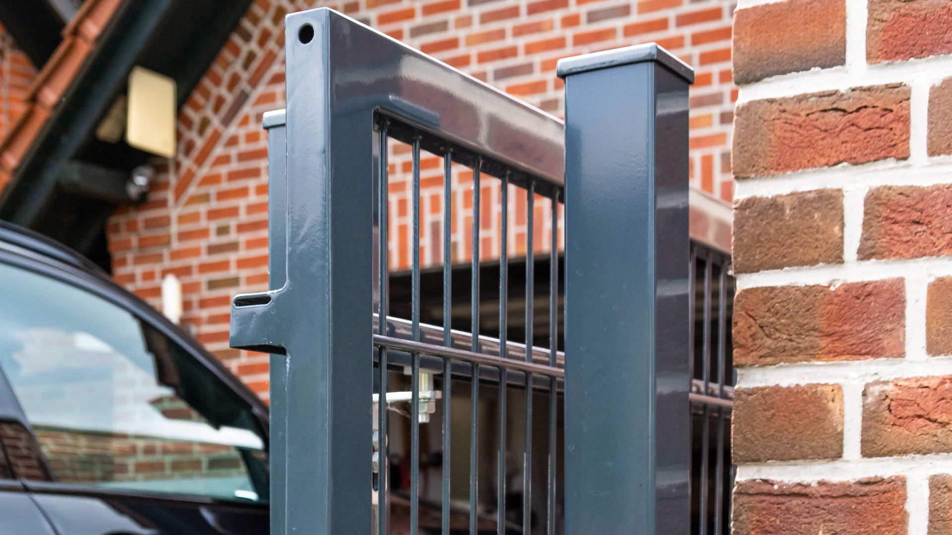 Freitragendes Schiebetor