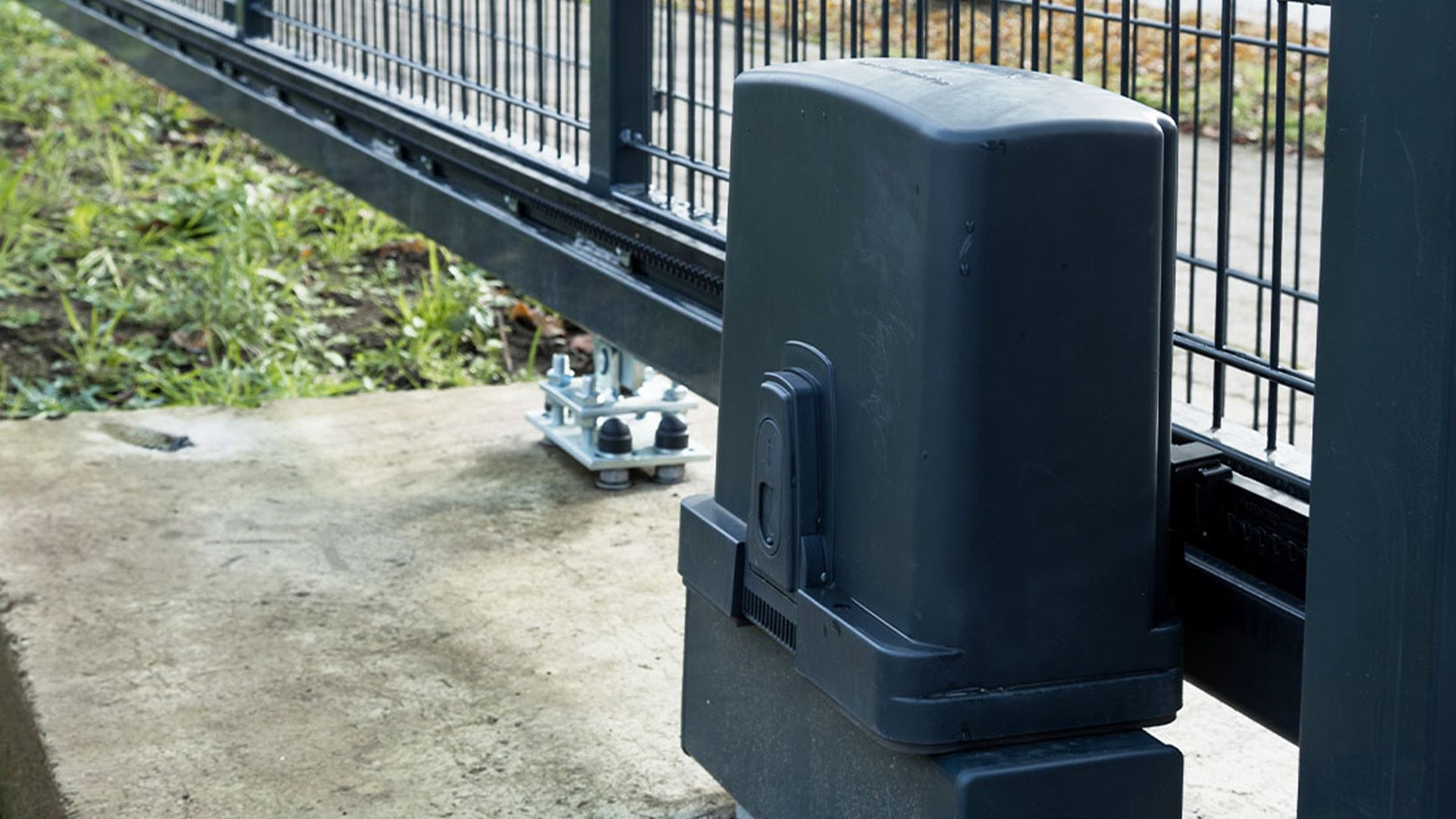 Schiebetorantrieb von Sommer